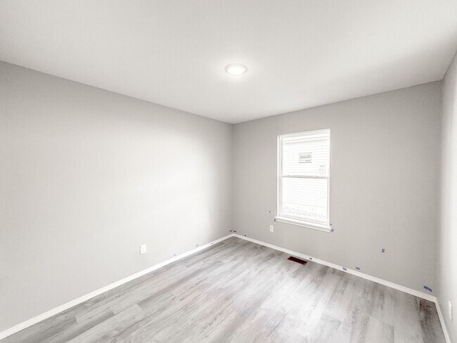 Building Photo - Brand New Home!!