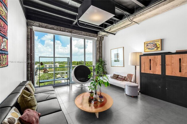 Building Photo - 8101 Biscayne Blvd