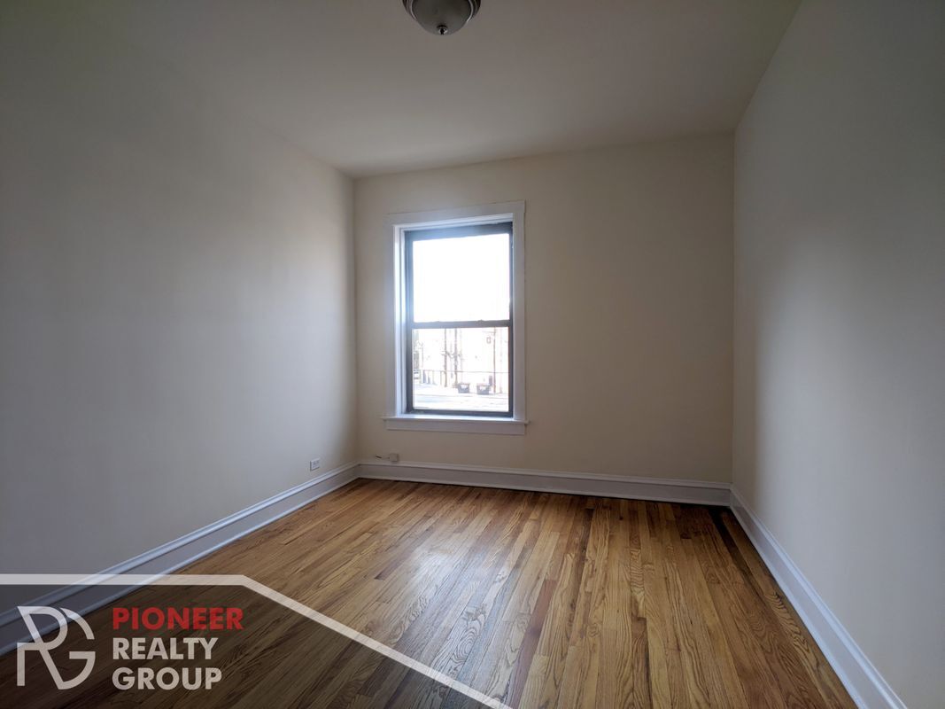 Building Photo - 2651 N Spaulding Ave