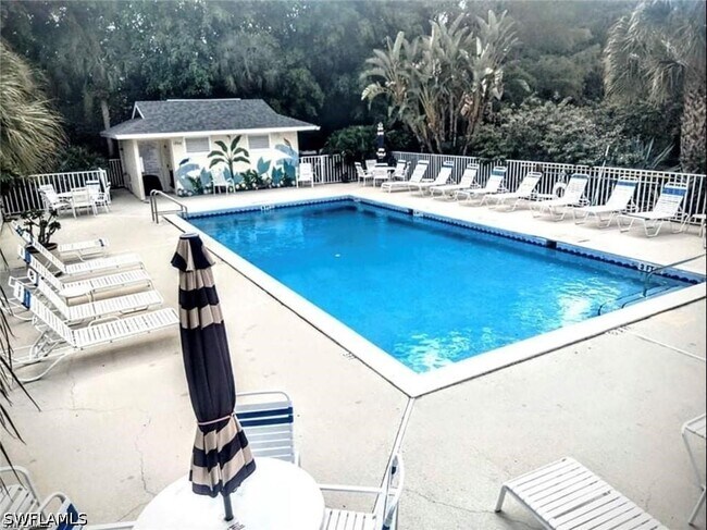 Building Photo - 1120 Sarah Jean Cir