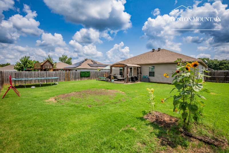 Building Photo - 1121 Apollo Dr