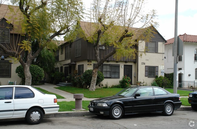 Building Photo - 234-236 S Harvard Blvd