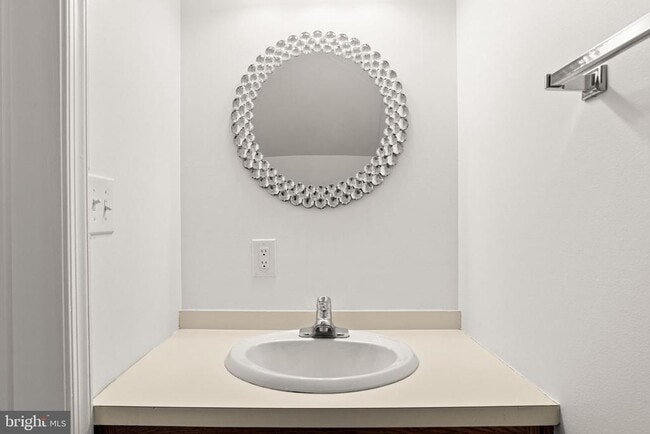 Building Photo - 2006 Wexford Rd