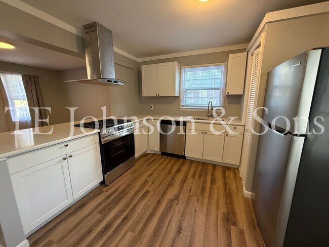 Building Photo - 3826 Barkwood Dr