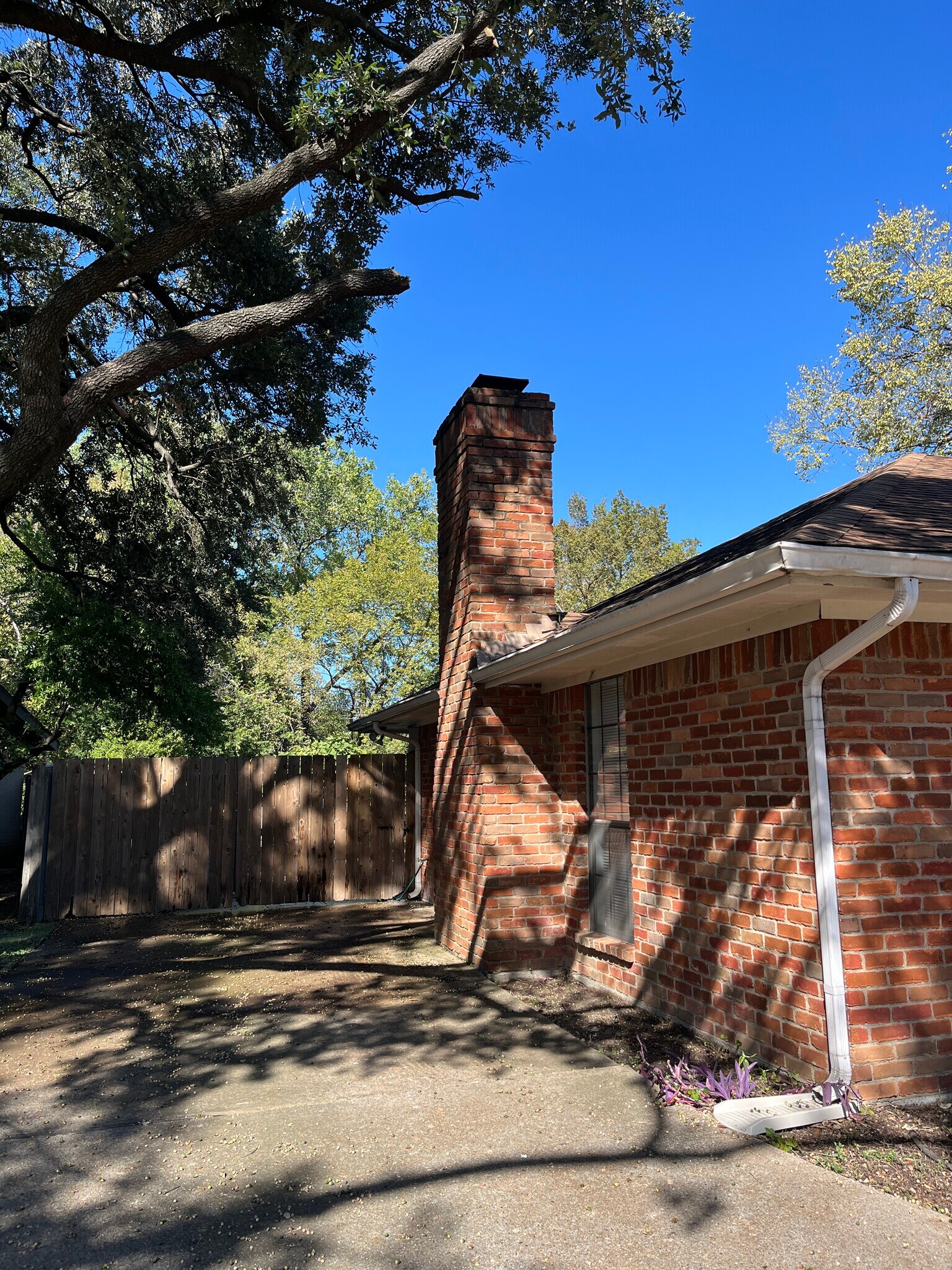 Building Photo - 6928 Walling Ln