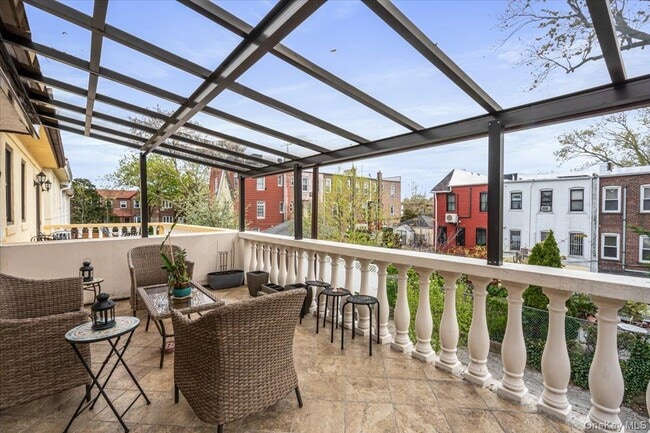 Building Photo - 68-48 Fleet St