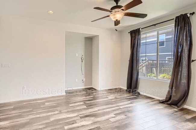 Building Photo - 2484 Coach House Loop