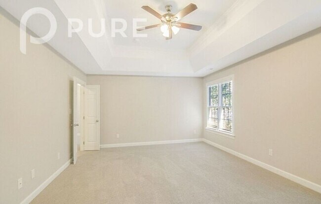 Building Photo - 5824 Clarks Fork Dr