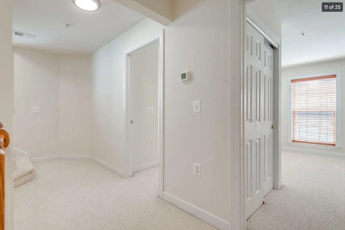 Building Photo - 2458 Curie Ct