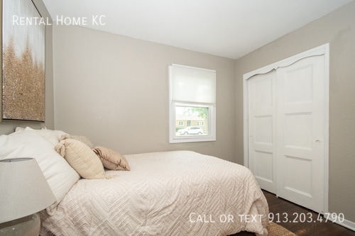 Building Photo - 6217 Glenwood St