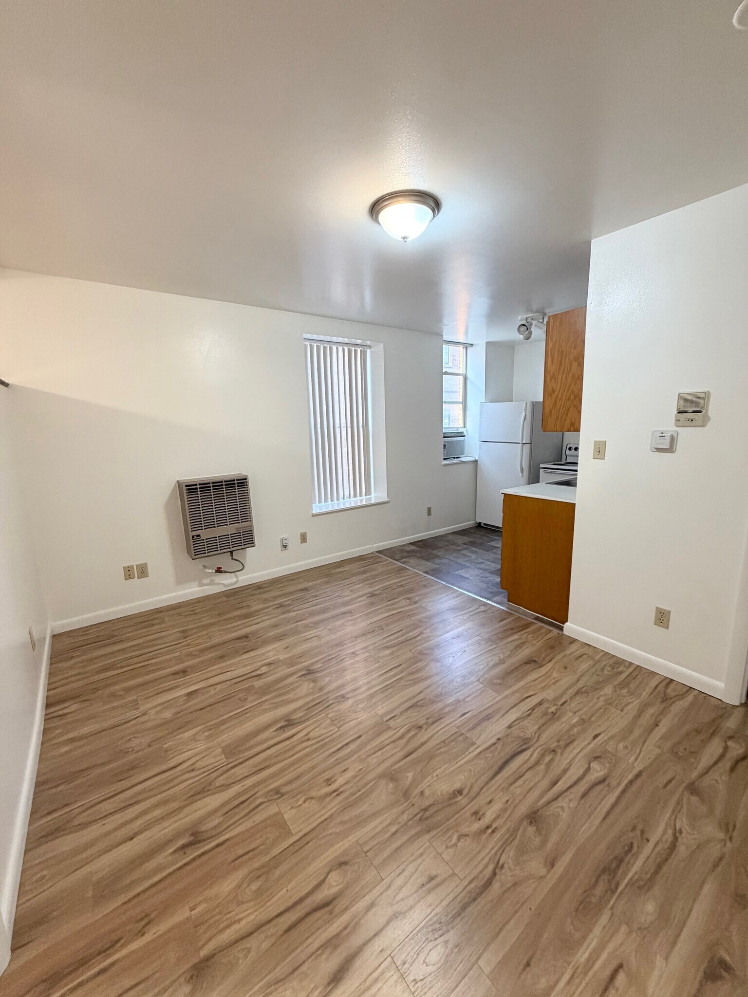 Living Area - 454 S 500 E