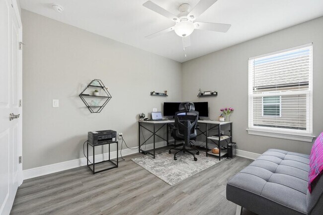 Building Photo - 2331 Hadleigh Hills Ct
