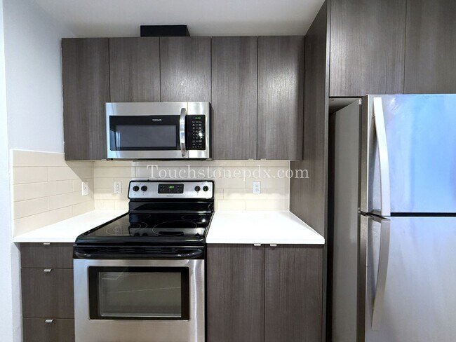 Building Photo - 2nd MONTH RENT FREE!- Contemporary 2 Bedroom, 1.5 Bathroom Apartment