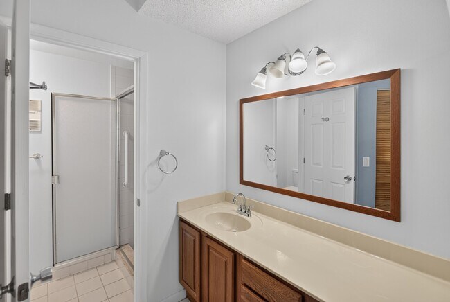 Building Photo - 29 Aledo Ct