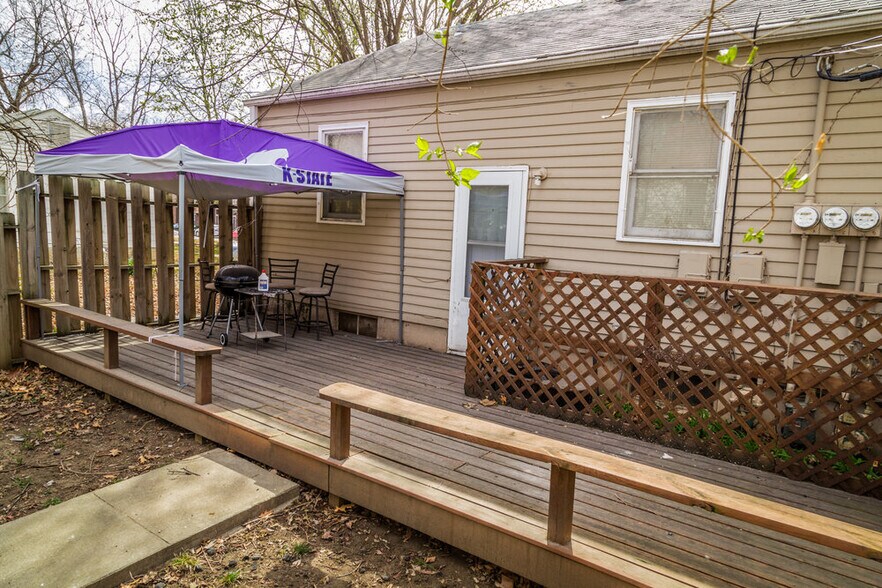 Building Photo - 1202 Ratone St