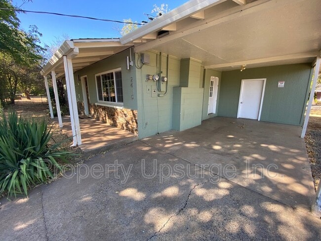 Building Photo - 2410 Marlene Ave