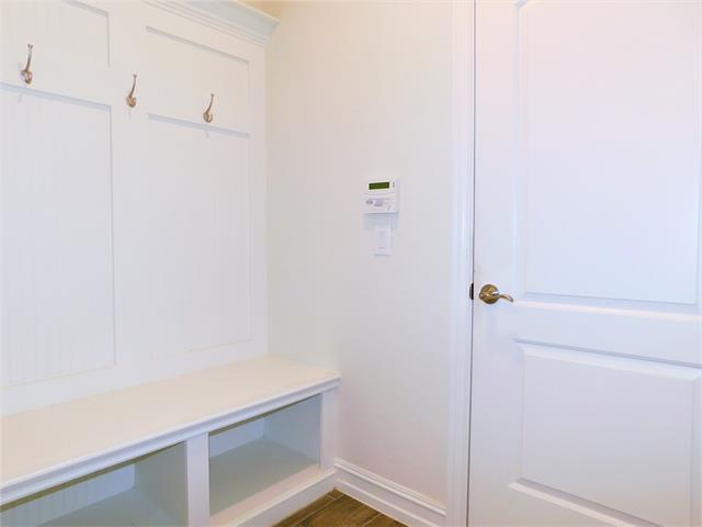 Building Photo - 1321 Millican Ln