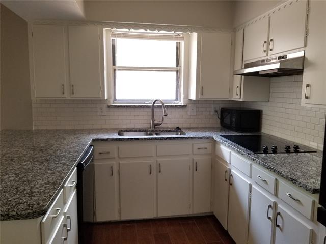 Building Photo - 7558 Brentcove Cir
