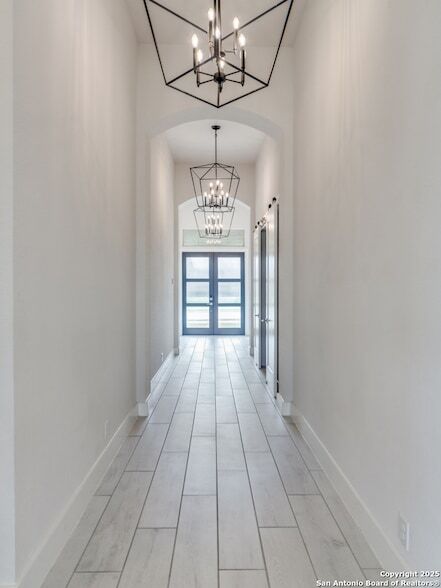 Building Photo - 122 Wildrose Hill Dr