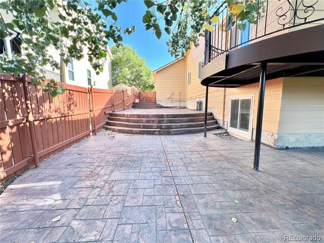 Building Photo - 763 Ridgebury Pl