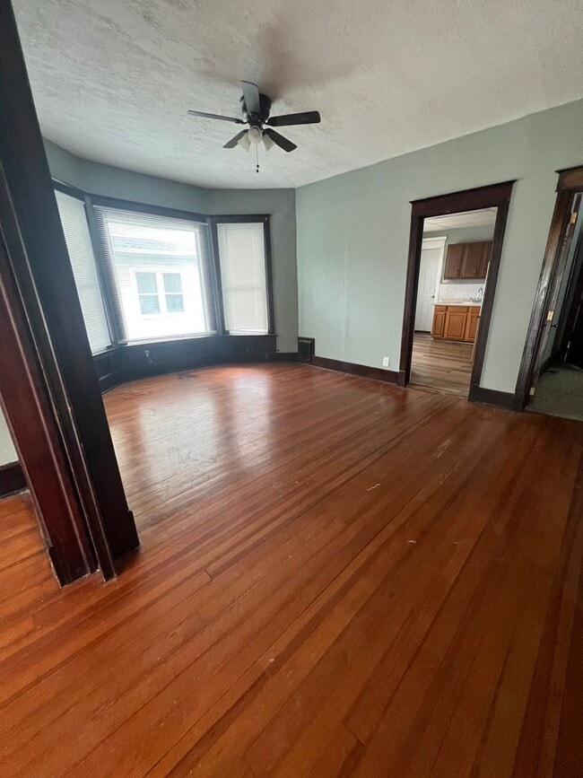 Building Photo - 1515/1515 1/2 Arlington Avenue