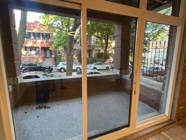 Building Photo - 820 N Leavitt St