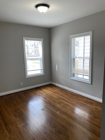 Building Photo - 1118 Maryland St