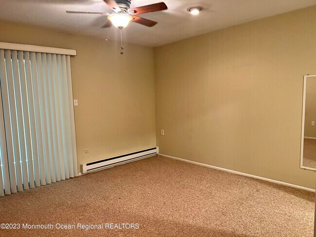 Building Photo - 143 Cross Slope Ct