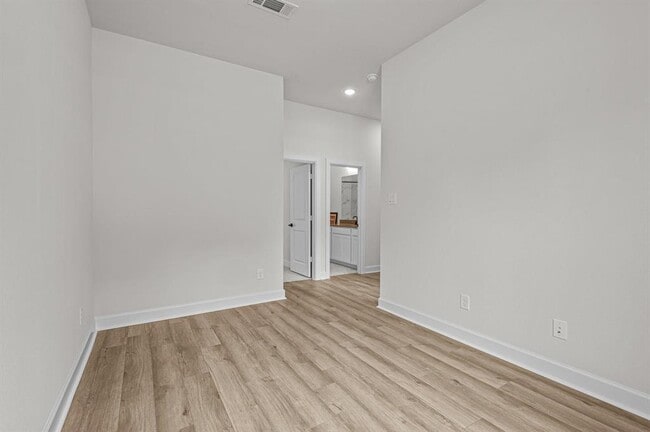 Building Photo - 29626 Cedar Elm Wy