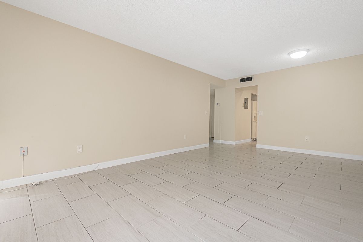 Building Photo - 7765 SW 86th St