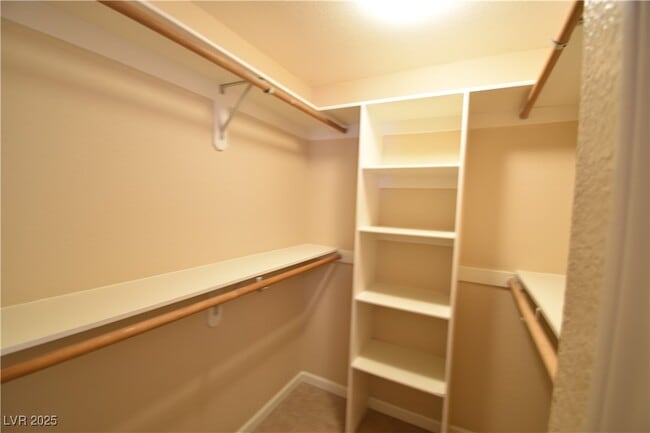 Building Photo - 1691 Home Ct