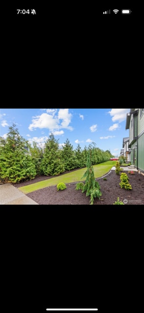 Building Photo - 2201 Dejong Dr