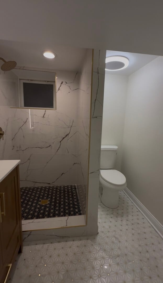 Building Photo - 3811 W 61st St