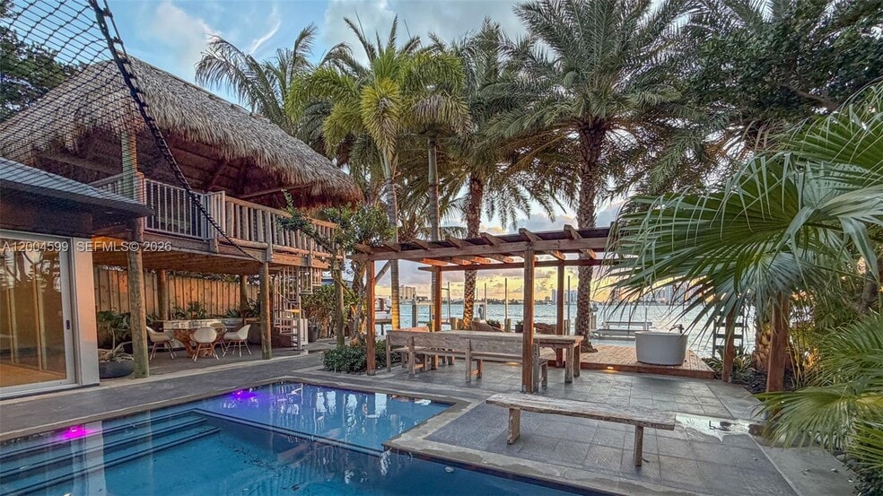 Building Photo - 7528 Buccaneer Ave