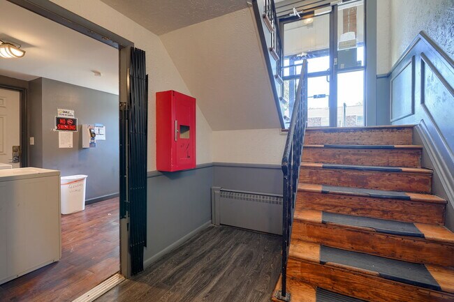 Building Photo - 4696 Tarryton Ct S