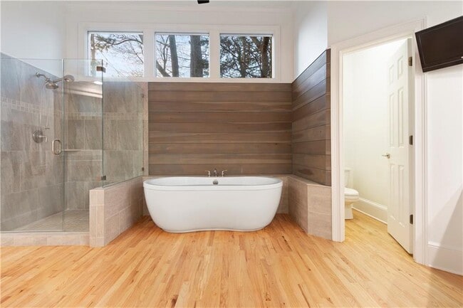 Building Photo - 3239 Mill Chase Cir SE