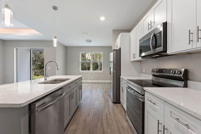 Building Photo - Deposit-Free! Modern, energy efficient hom...
