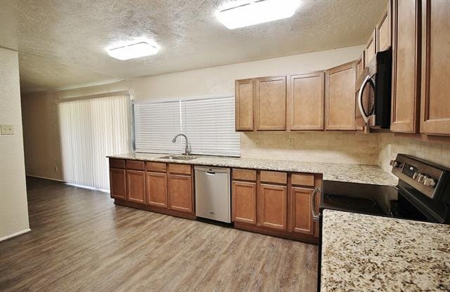 Building Photo - 2809 Santa Monica Dr
