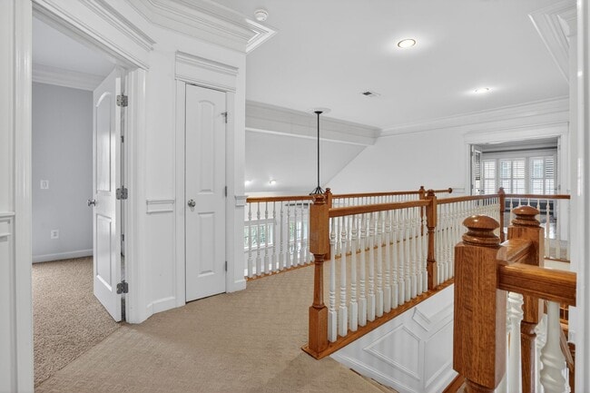 Building Photo - 43286 Canal Creek Pl