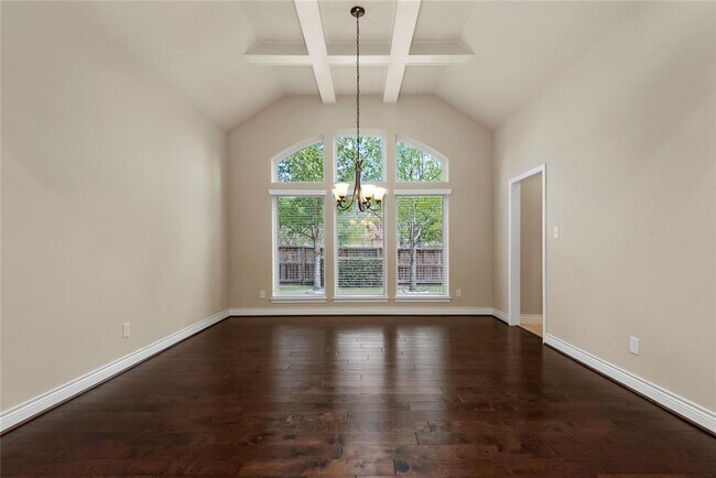 Building Photo - 196 Pine Crest Cir