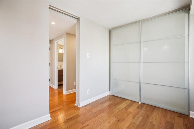 Building Photo - 1245 13th St NW