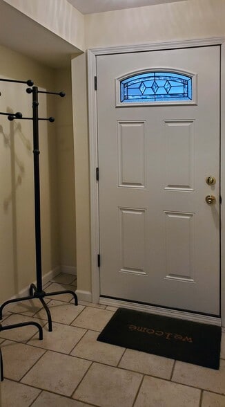 Building Photo - 1313 East Walnut