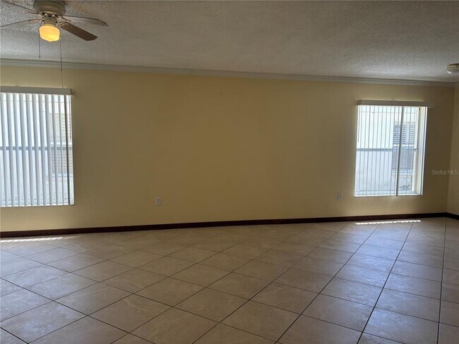 Building Photo - 3524 Chinaberry Ln