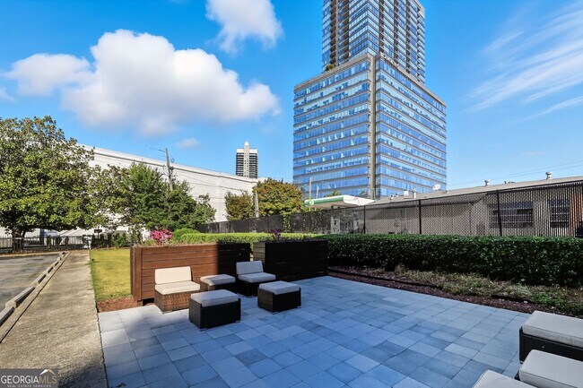 Building Photo - 3645 Peachtree Rd NE