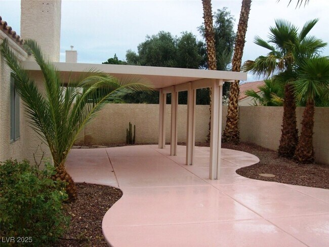 Building Photo - 5440 Red Sun Dr