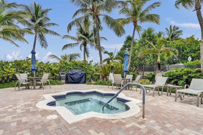 Building Photo - 2001 N Ocean Blvd