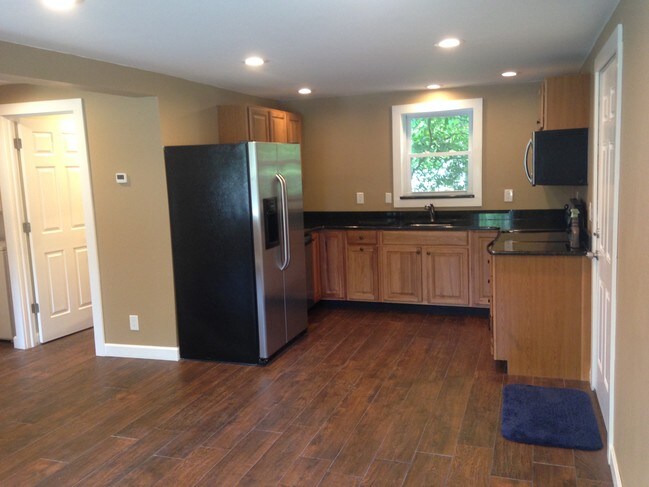 Building Photo - 1 Colson Ct