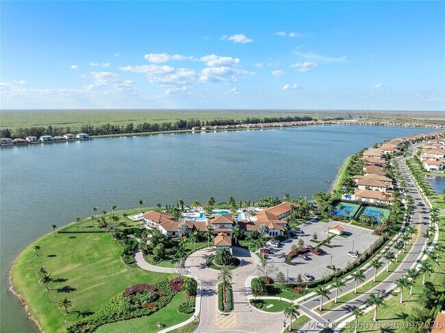 Building Photo - 11785 Waterway Cir