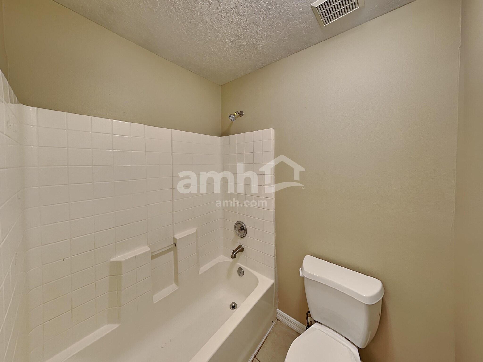 Building Photo - 366 Cabana View Way