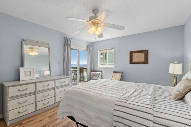 Building Photo - Oceanfront Long-Term Rental at Sand Dollar...